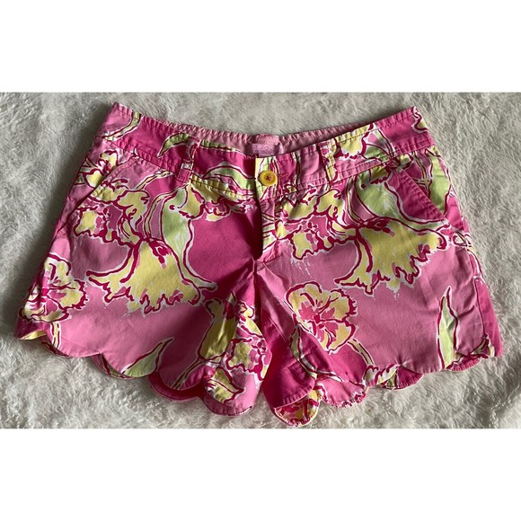 Lilly Pulitzer Womens Callie Pink Day Lilly Scalloped Hem Shorts Size 2 - Picture 1 of 9